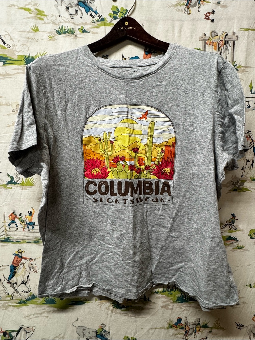 Women’s Columbia Graphic Desert Tee size 1X